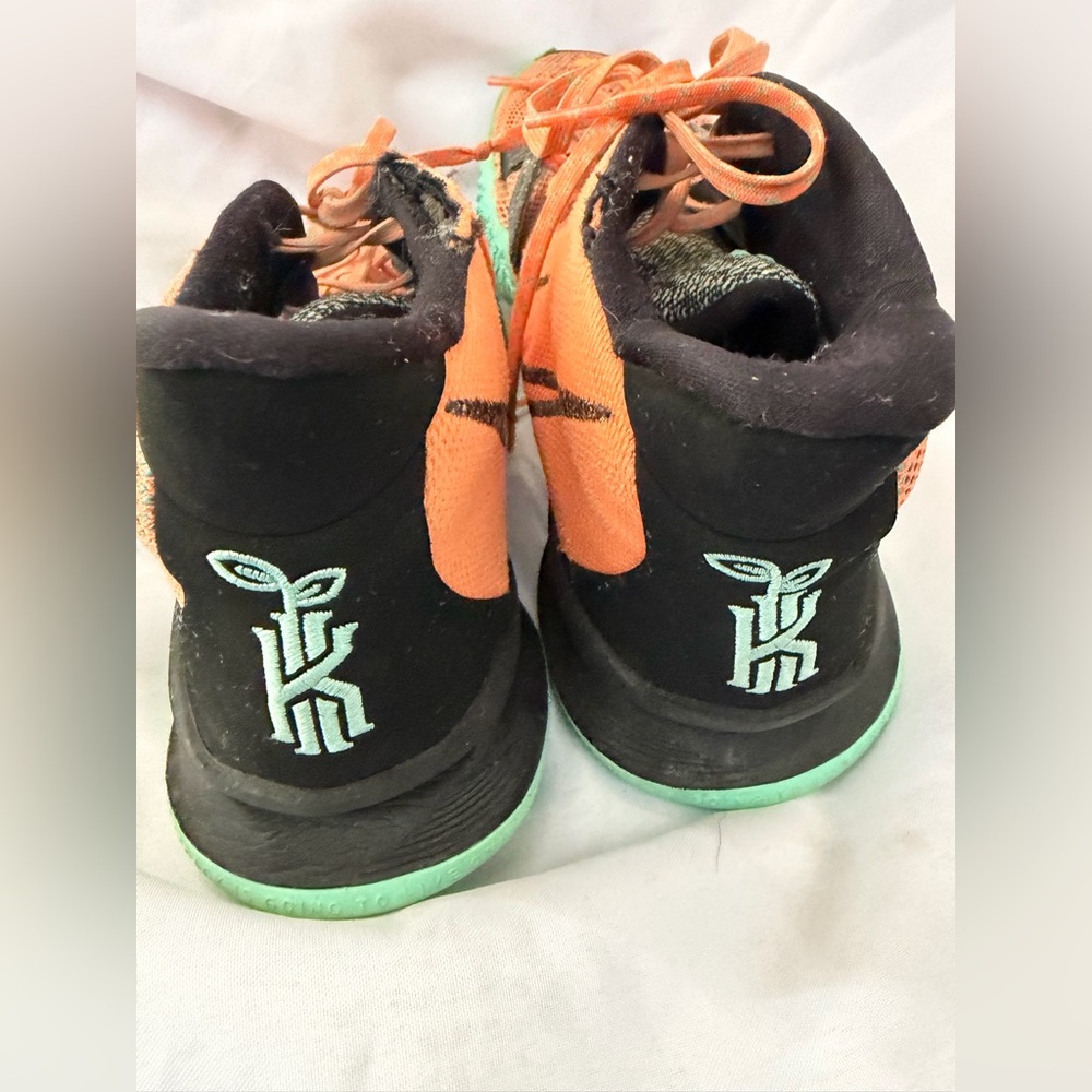 Nike Kyrie 7 Play For The Future All Star Sneakers View 5